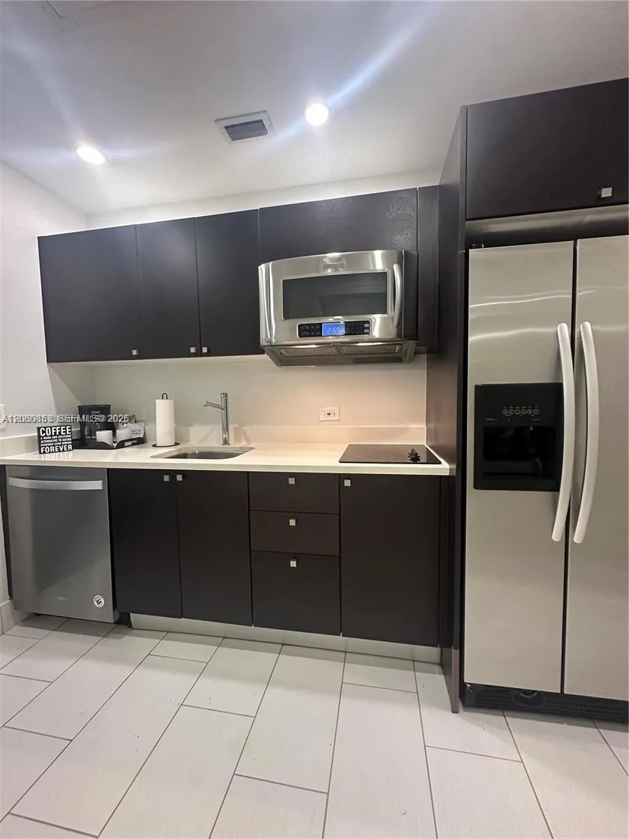 5300 NW 87th #1007 Doral, FL 33178