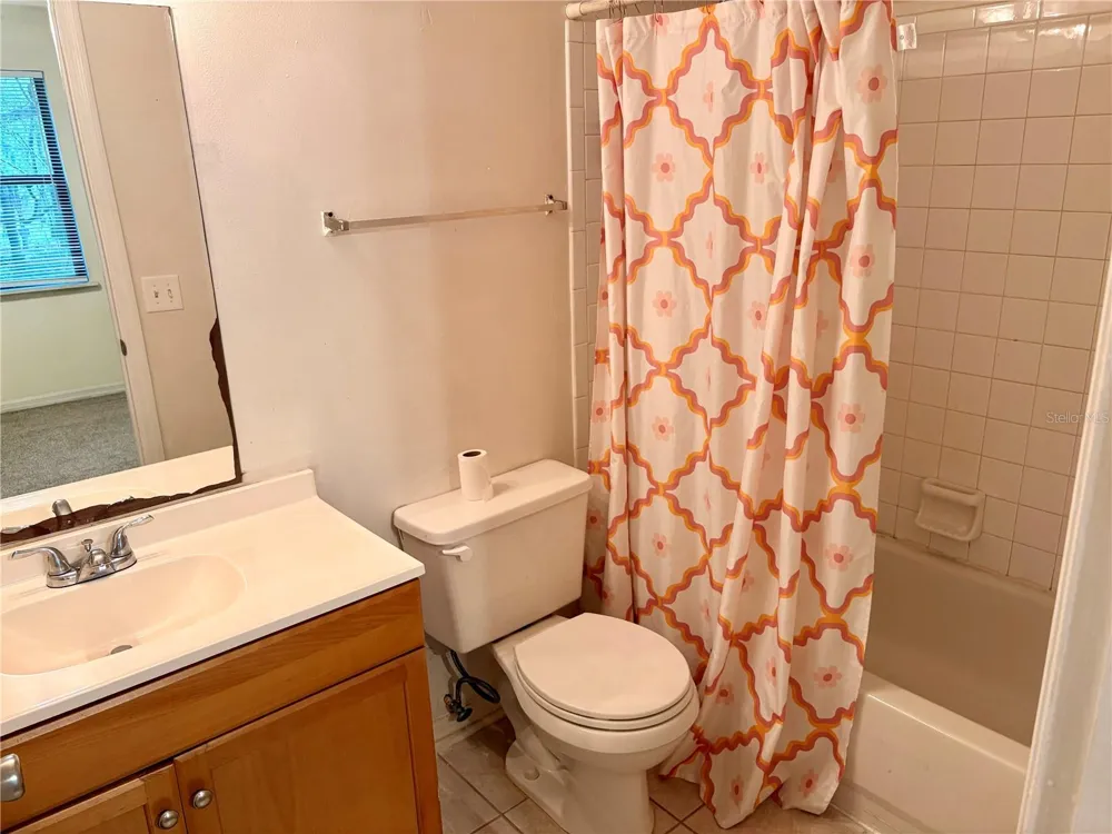 6907 SW 44TH AVENUE Gainesville, FL 32608