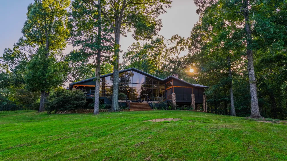 179 County Road 2790 Shelbyville, TX 75973