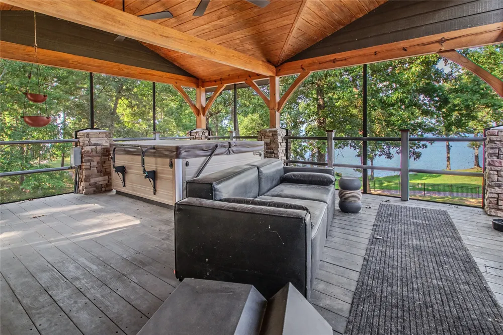 179 County Road 2790 Shelbyville, TX 75973