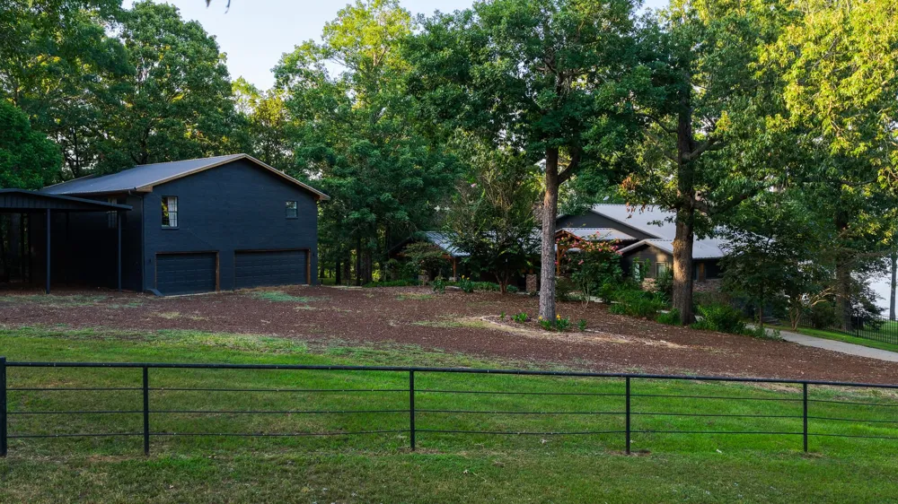 179 County Road 2790 Shelbyville, TX 75973