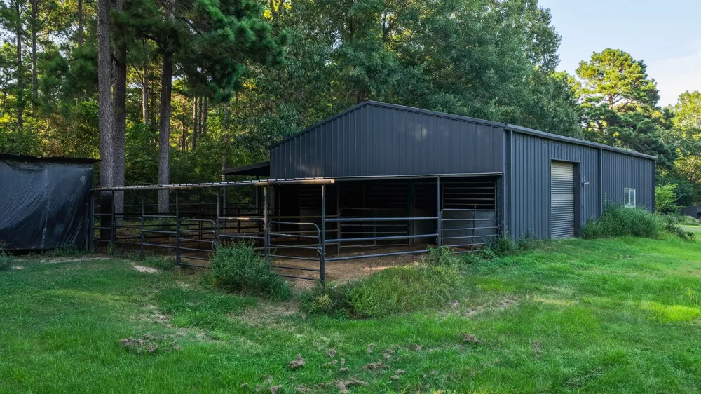 179 County Road 2790 Shelbyville, TX 75973