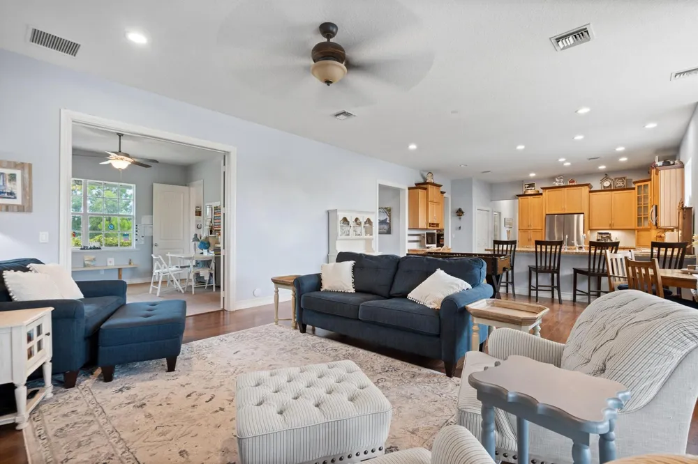 19925 Black Falcon Road Loxahatchee, FL 33470