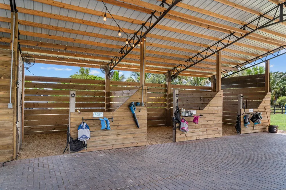 19925 Black Falcon Road Loxahatchee, FL 33470