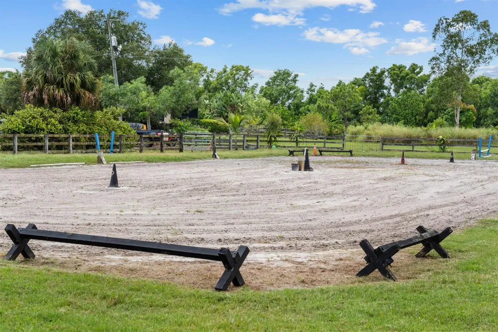 19925 Black Falcon Road Loxahatchee, FL 33470