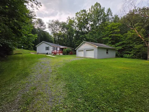 1981 BUFFALO HOLLOW ROAD