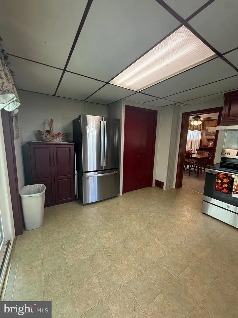 131 MAPLE AVENUE Cedarville, NJ 08311