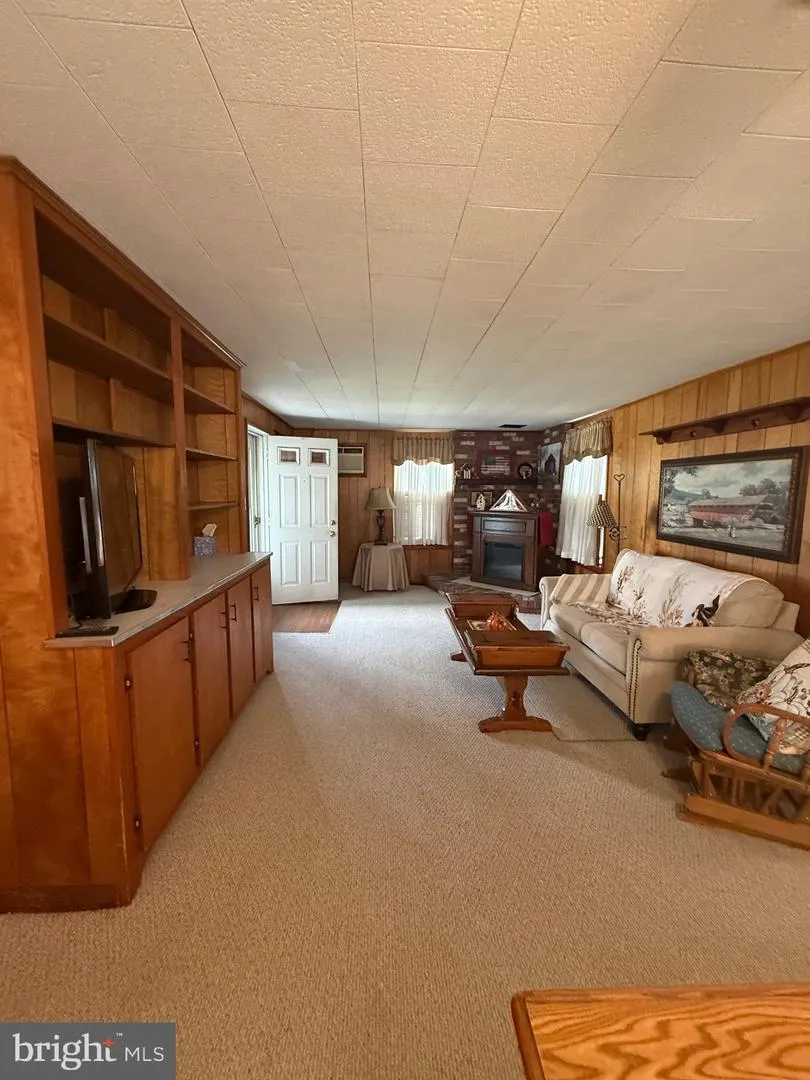 131 MAPLE AVENUE Cedarville, NJ 08311