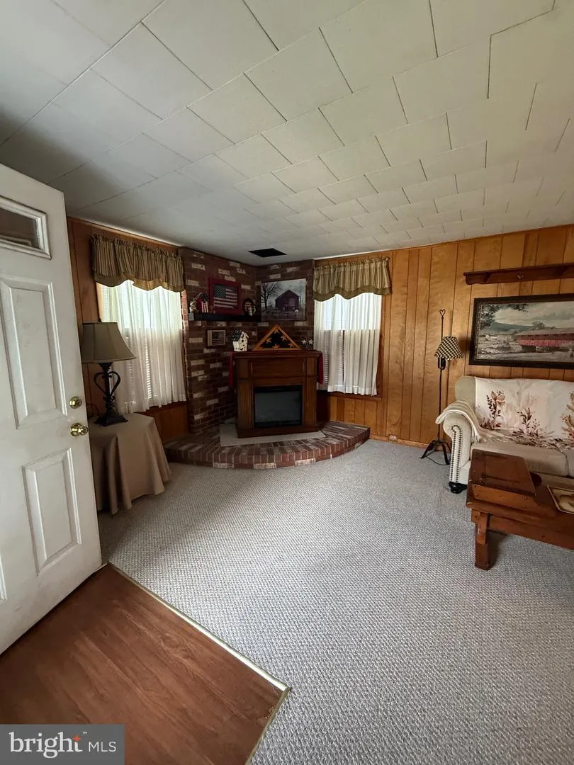131 MAPLE AVENUE Cedarville, NJ 08311