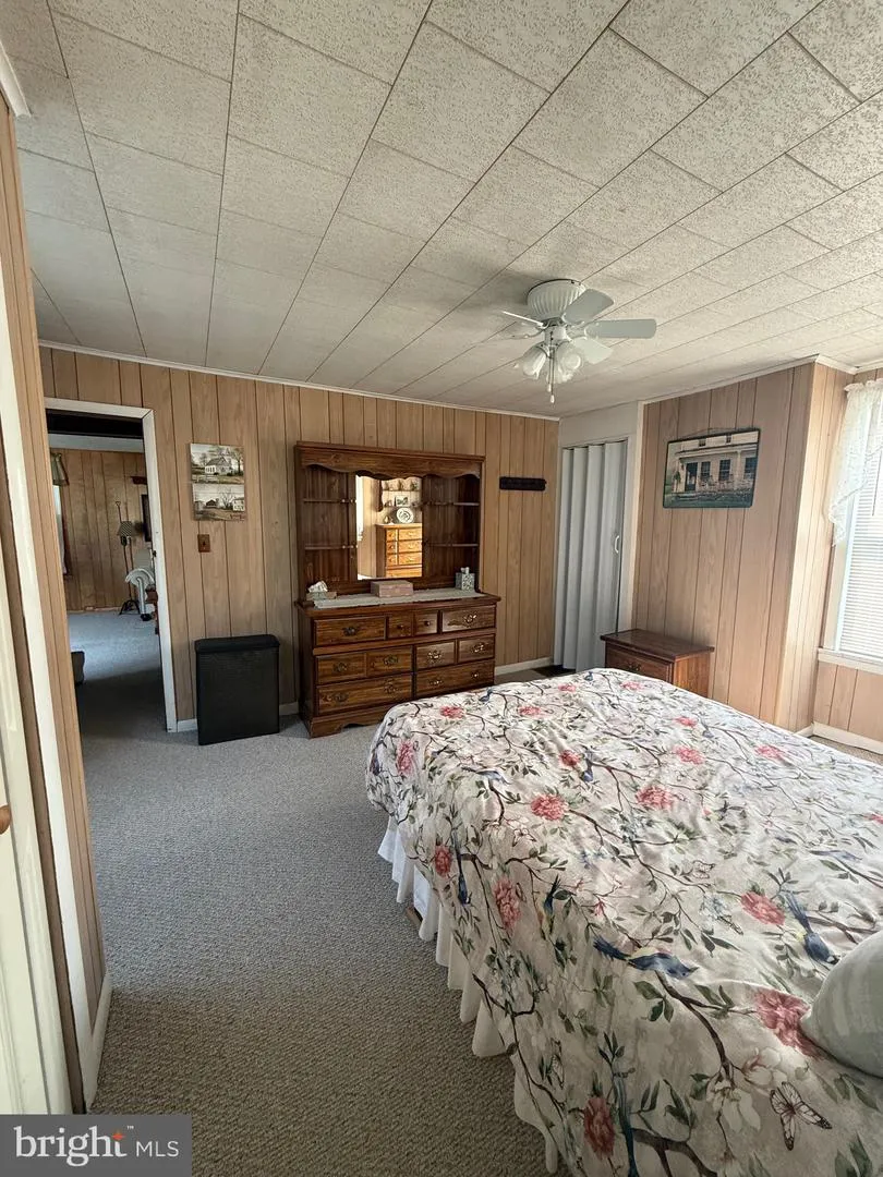 131 MAPLE AVENUE Cedarville, NJ 08311