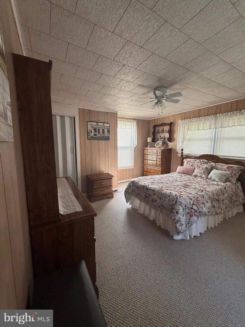 131 MAPLE AVENUE Cedarville, NJ 08311