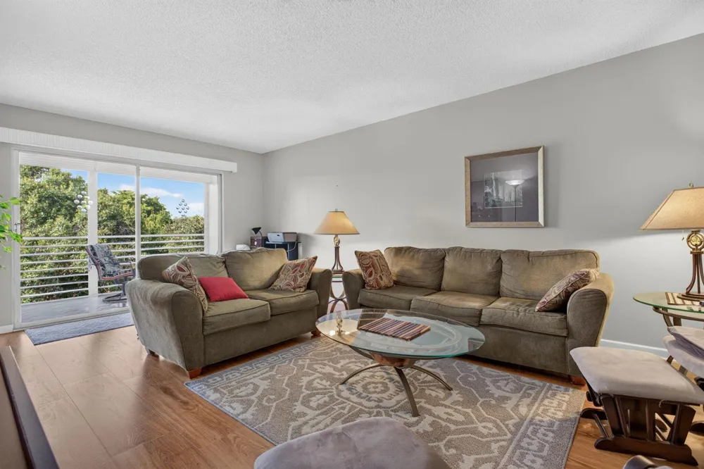 2301 LUCAYA LANE #D4 Coconut Creek, FL 33066