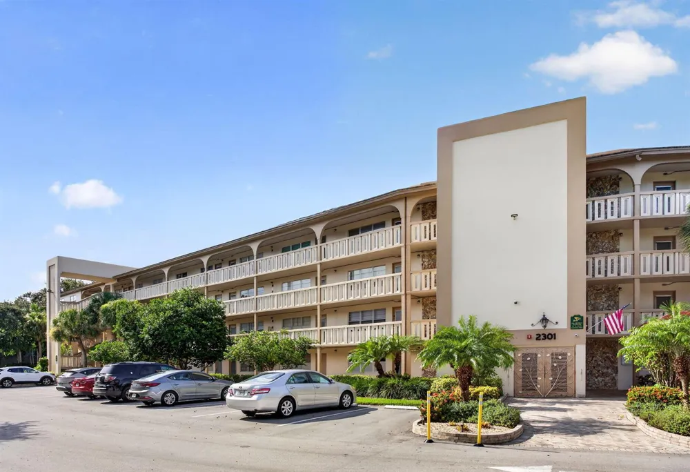 2301 LUCAYA LANE #D4 Coconut Creek, FL 33066