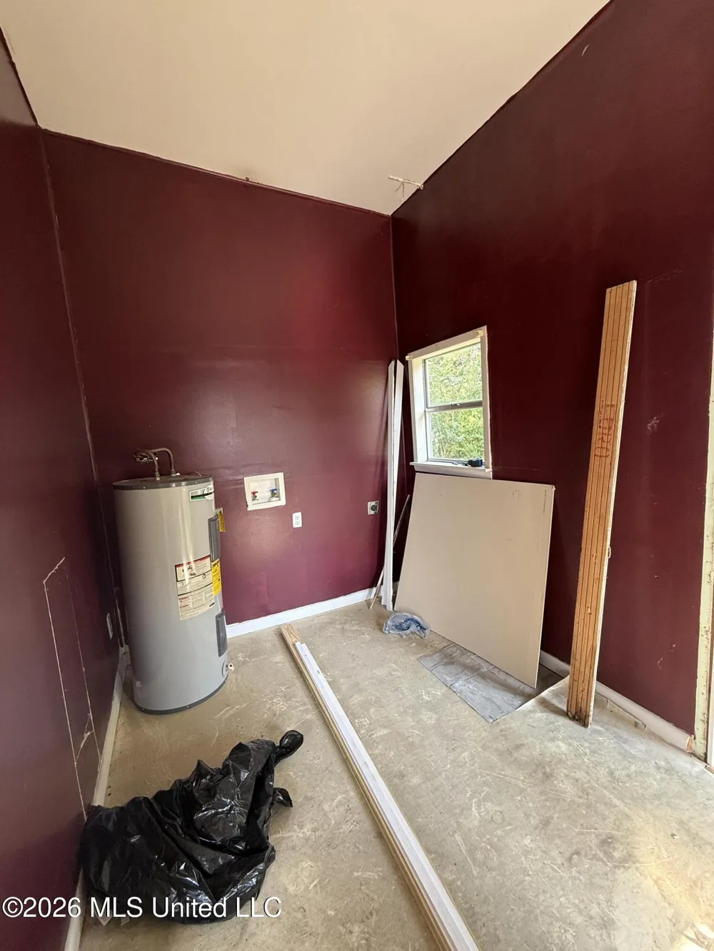 614 Pearl River Avenue Mccomb, MS 39648