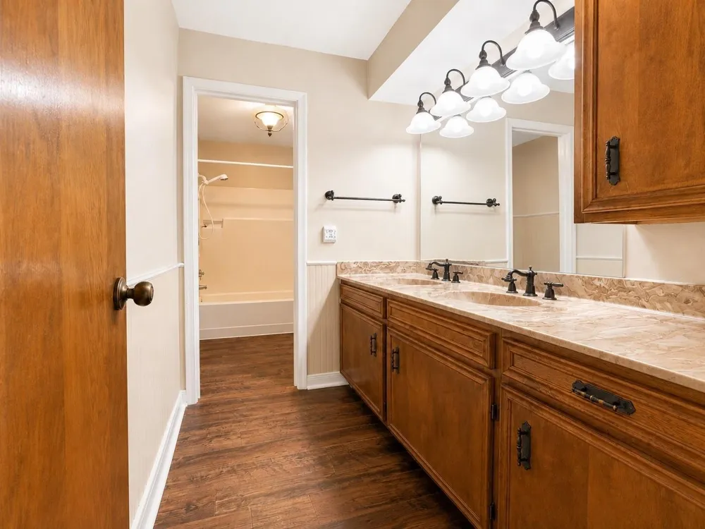 8696 Moravian Drive Sealy, TX 77474