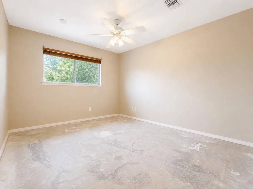 8696 Moravian Drive Sealy, TX 77474