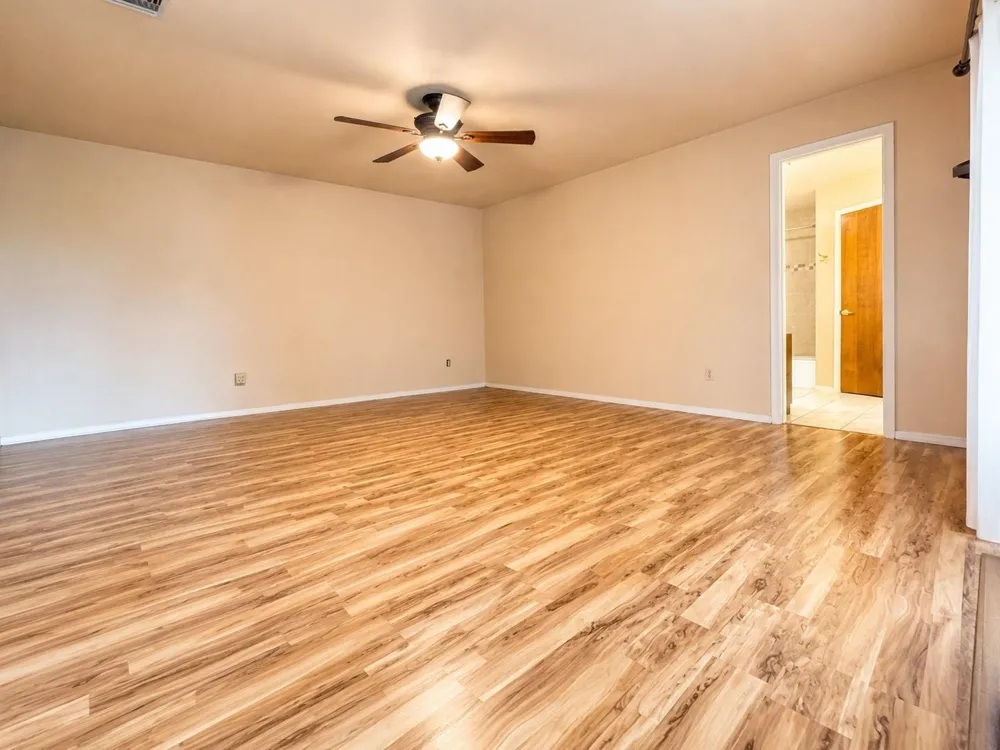 8696 Moravian Drive Sealy, TX 77474