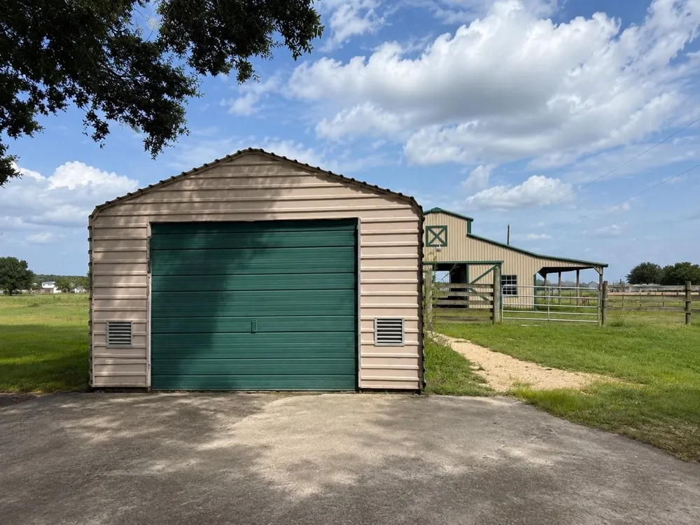 8696 Moravian Drive Sealy, TX 77474