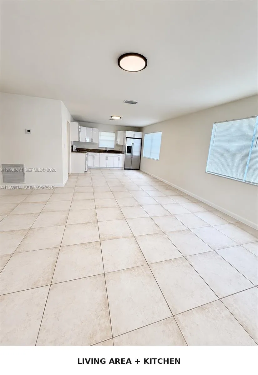 4073 SW 52nd St #s Dania Beach, FL 33314