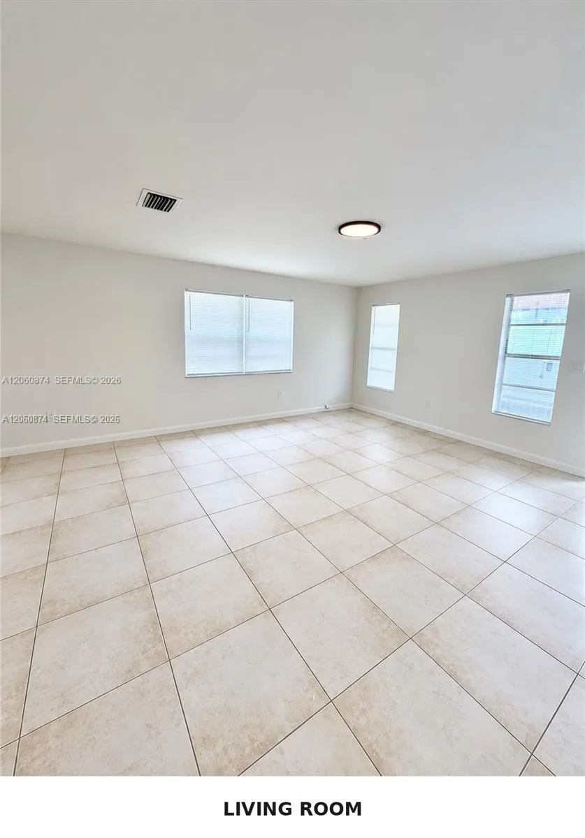 4073 SW 52nd St #s Dania Beach, FL 33314