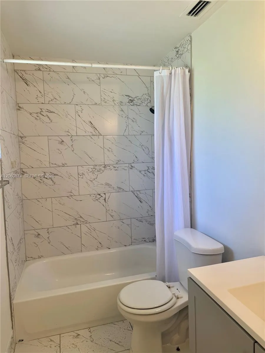 4073 SW 52nd St #s Dania Beach, FL 33314