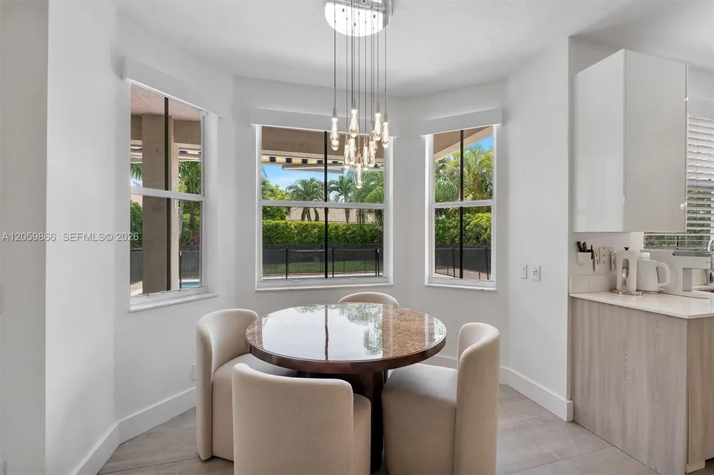 4389 Laurel Ridge Cir Weston, FL 33331