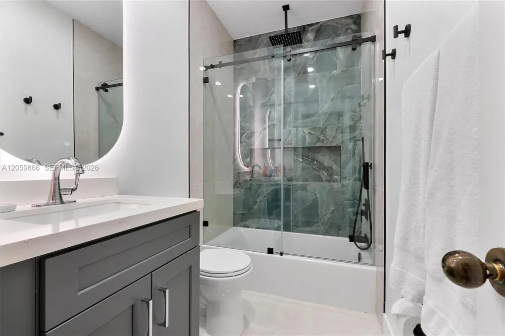 4389 Laurel Ridge Cir Weston, FL 33331