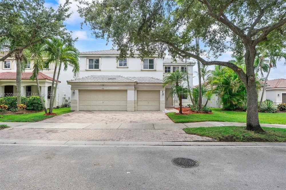 4389 Laurel Ridge Cir Weston, FL 33331
