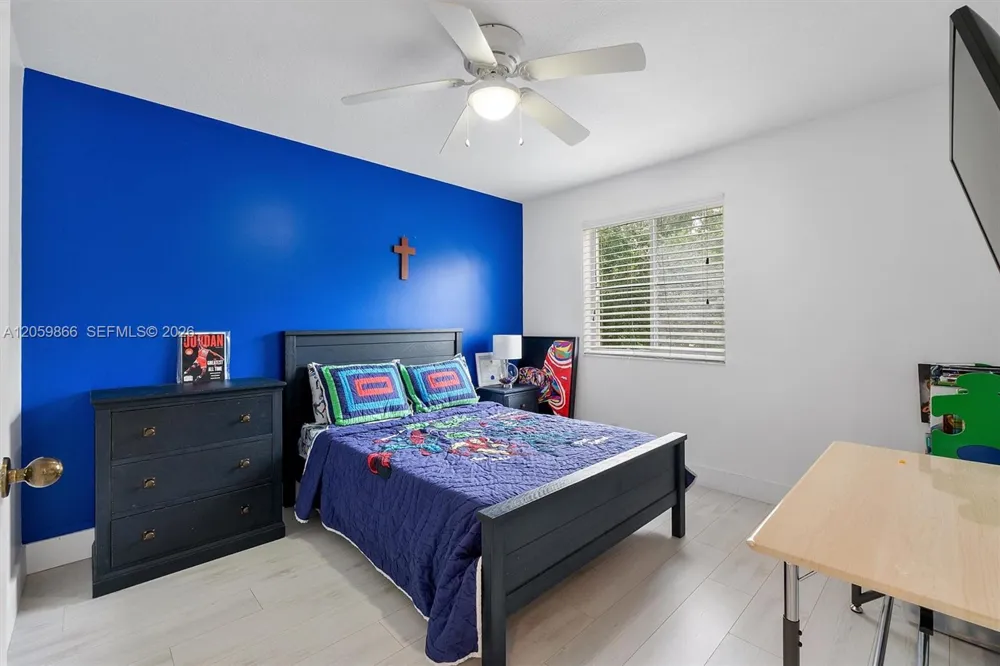 4389 Laurel Ridge Cir Weston, FL 33331