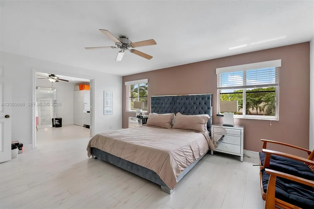 4389 Laurel Ridge Cir Weston, FL 33331