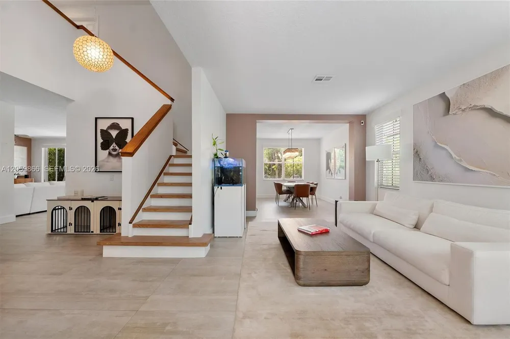 4389 Laurel Ridge Cir Weston, FL 33331