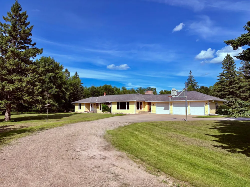 59366 330th Street Warroad, MN 56763