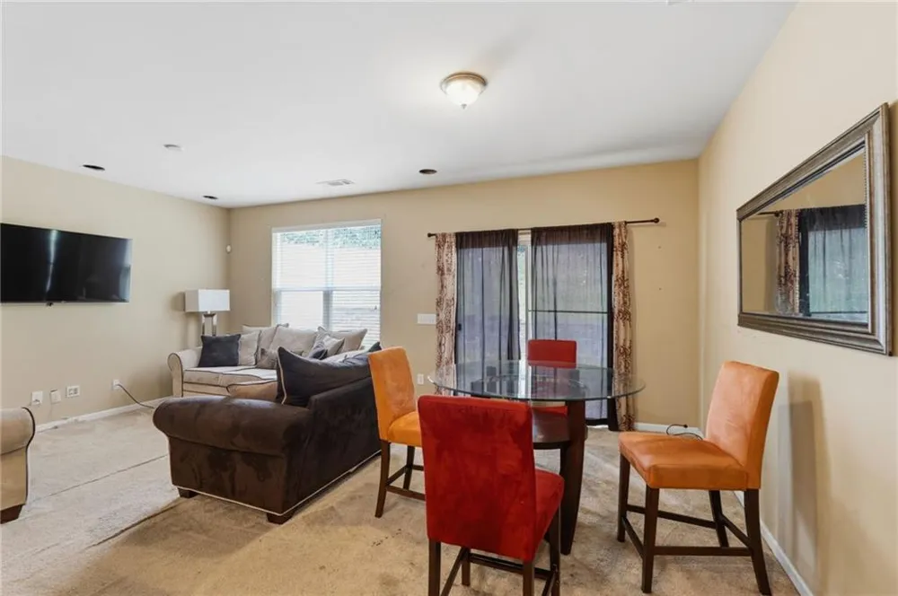 4028 Carlinswood Way Stone Mountain, GA 30083