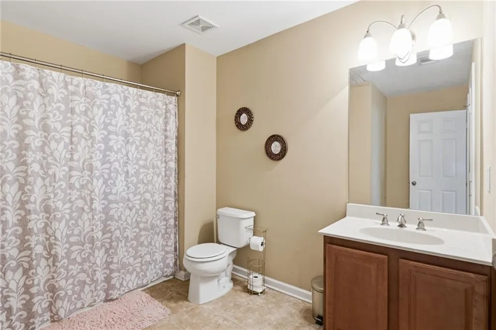 4028 Carlinswood Way Stone Mountain, GA 30083