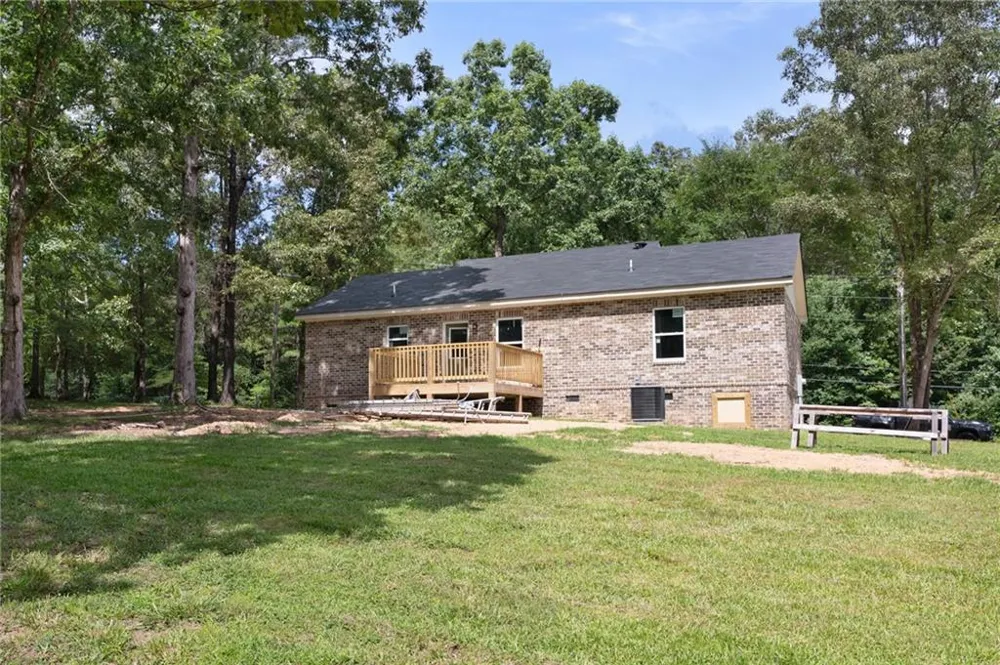 135 Holly Creek Drive Chatsworth, GA 30705