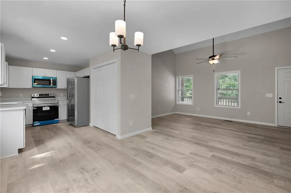135 Holly Creek Drive Chatsworth, GA 30705