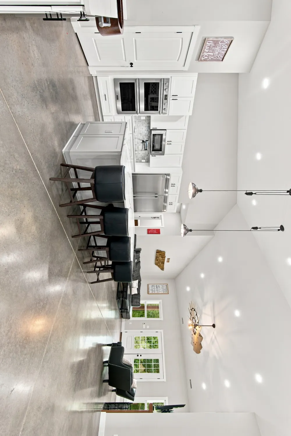 594 Highway 100 Centerville, TN 37033
