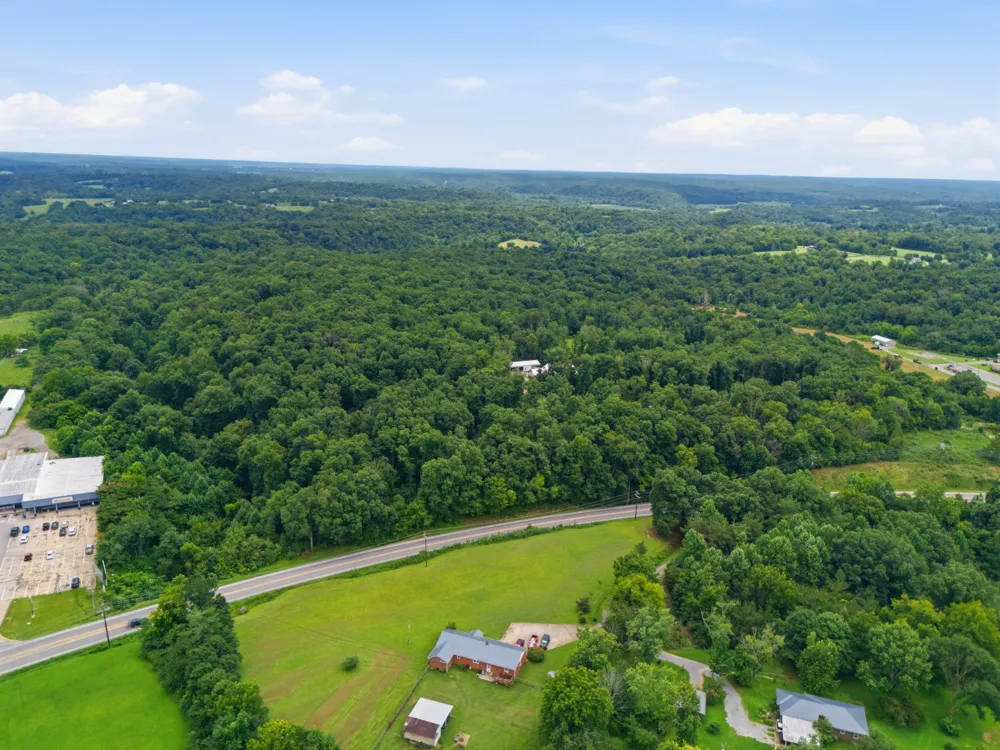 594 Highway 100 Centerville, TN 37033