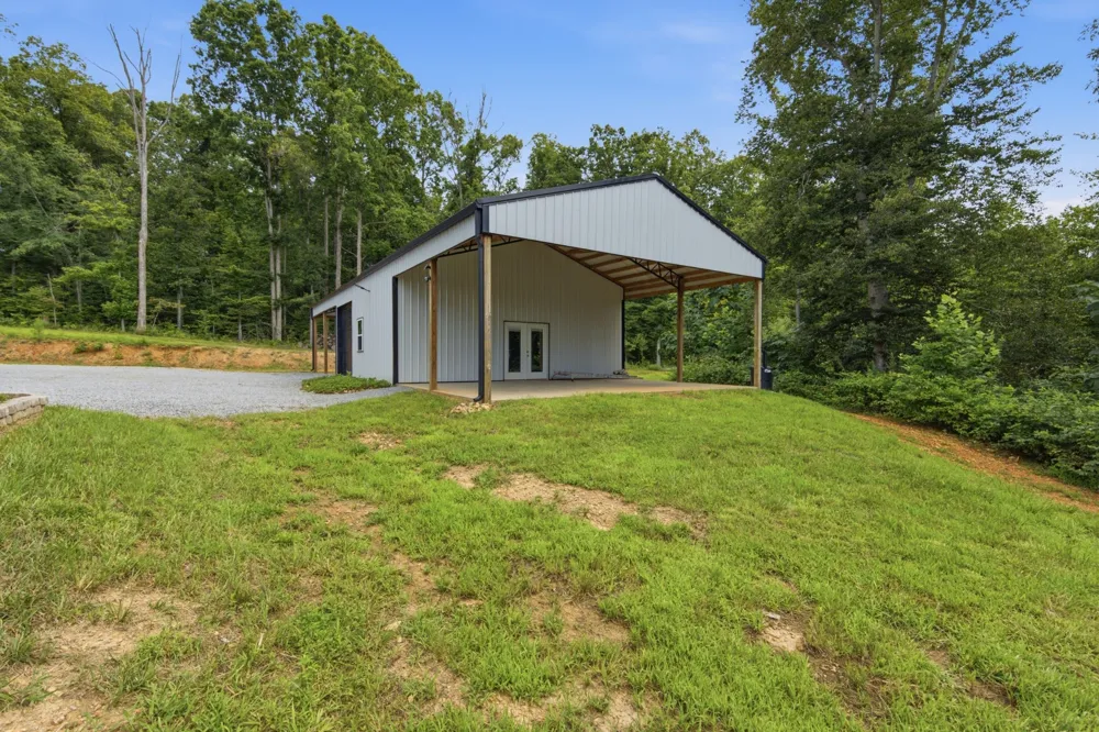 594 Highway 100 Centerville, TN 37033