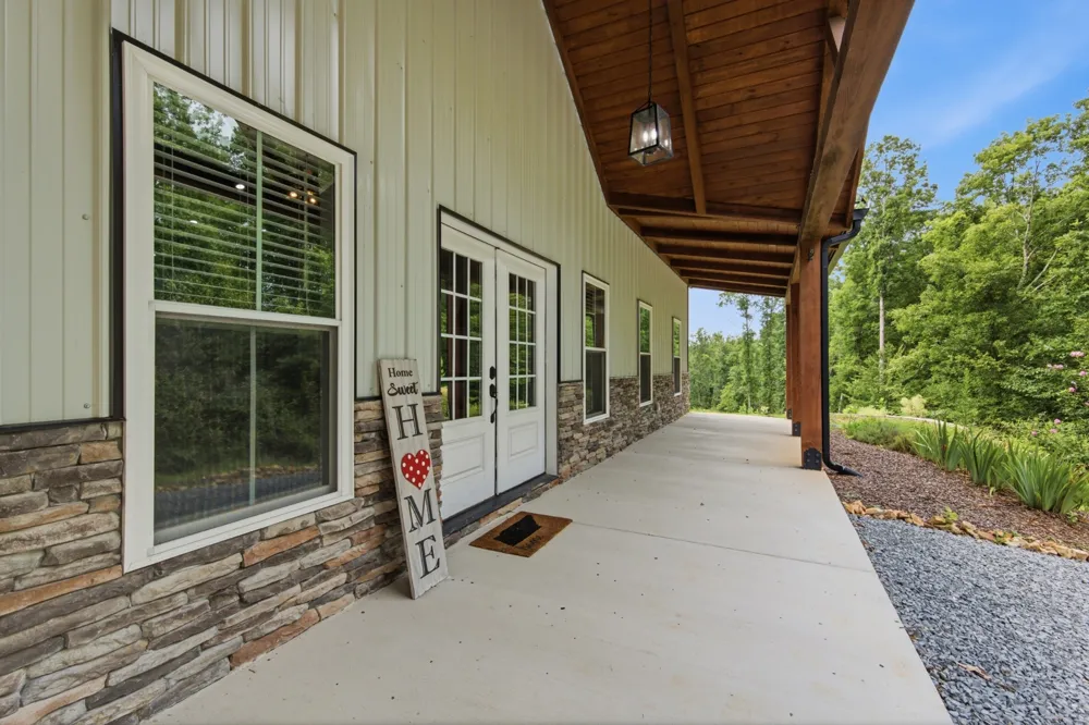 594 Highway 100 Centerville, TN 37033