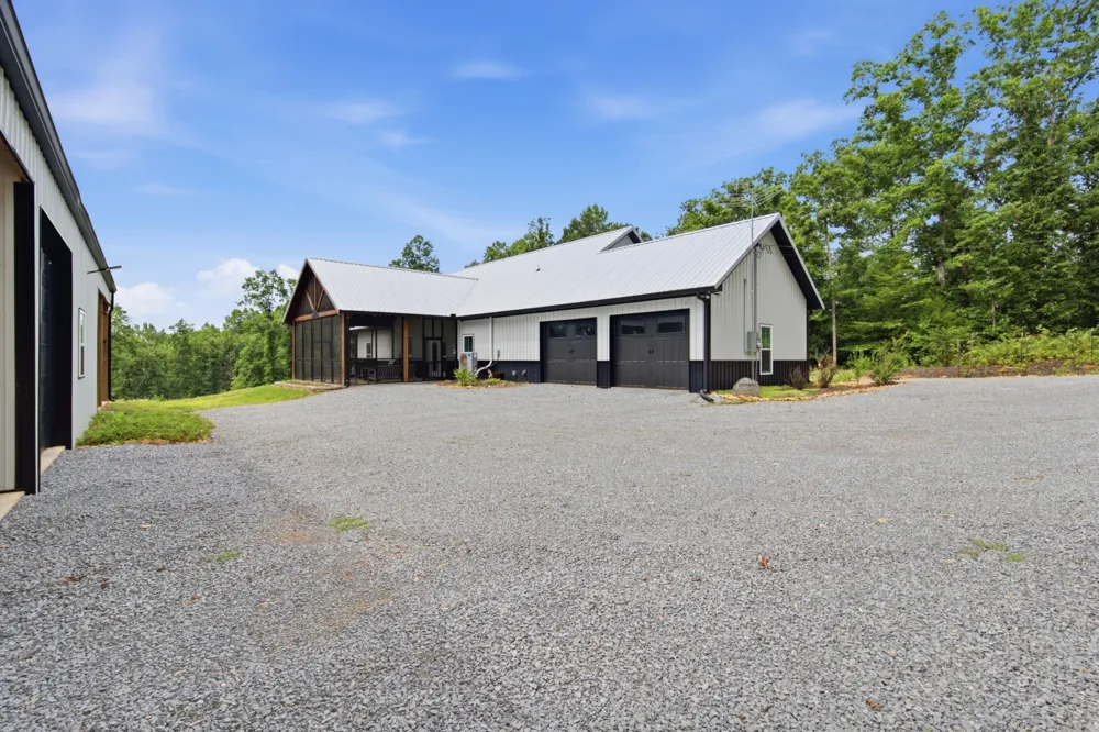 594 Highway 100 Centerville, TN 37033