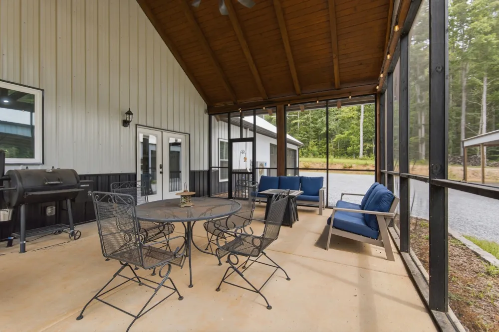594 Highway 100 Centerville, TN 37033