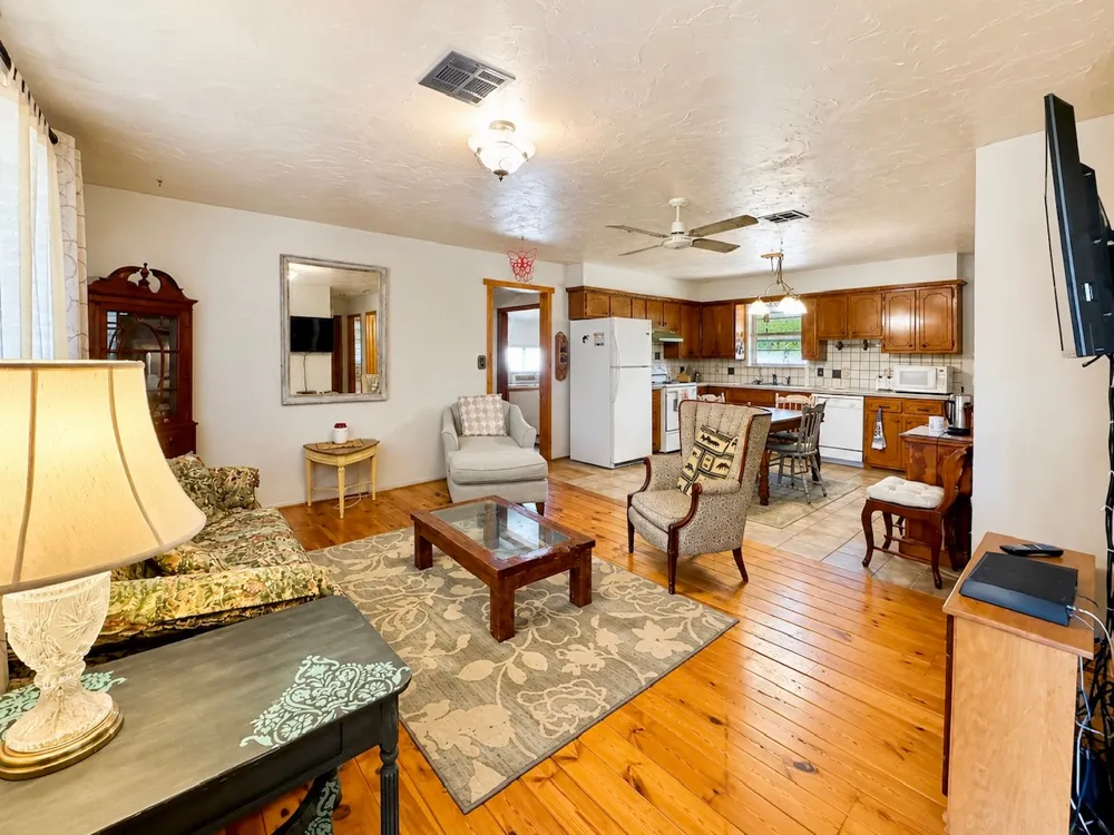 3120 Kelly Road Kingston, OK 73439