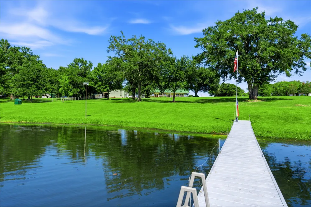 1682 County Road 4825 Athens, TX 75751