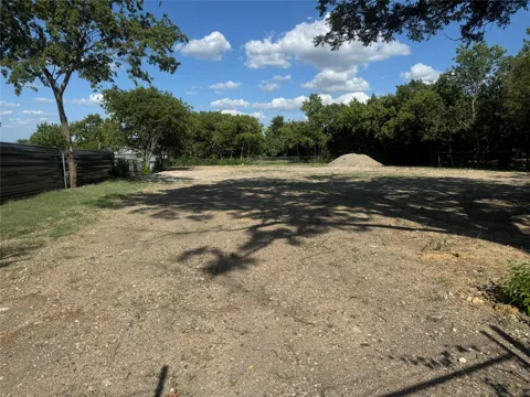 1160 Rodeo Center Boulevard