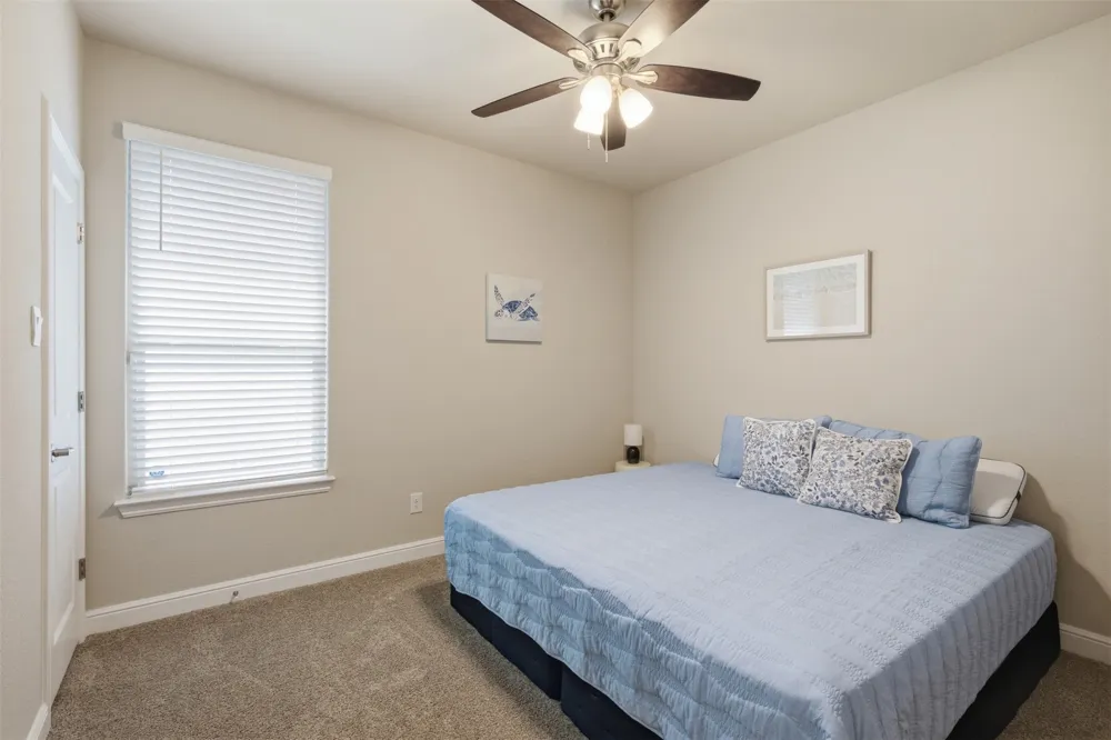 5213 Crystal Lake Avenue Krum, TX 76249