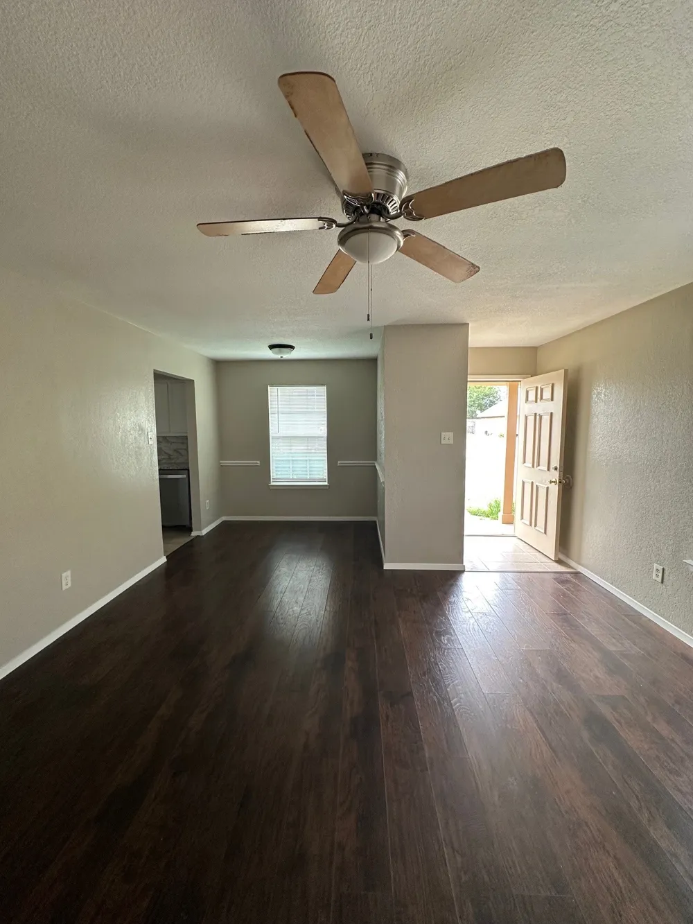 1144 Suburban Street #1146 Cedar Hill, TX 75104