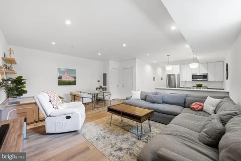 826 UPSHUR STREET NW #2