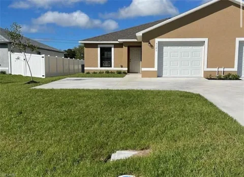 4540 SW 8th Court