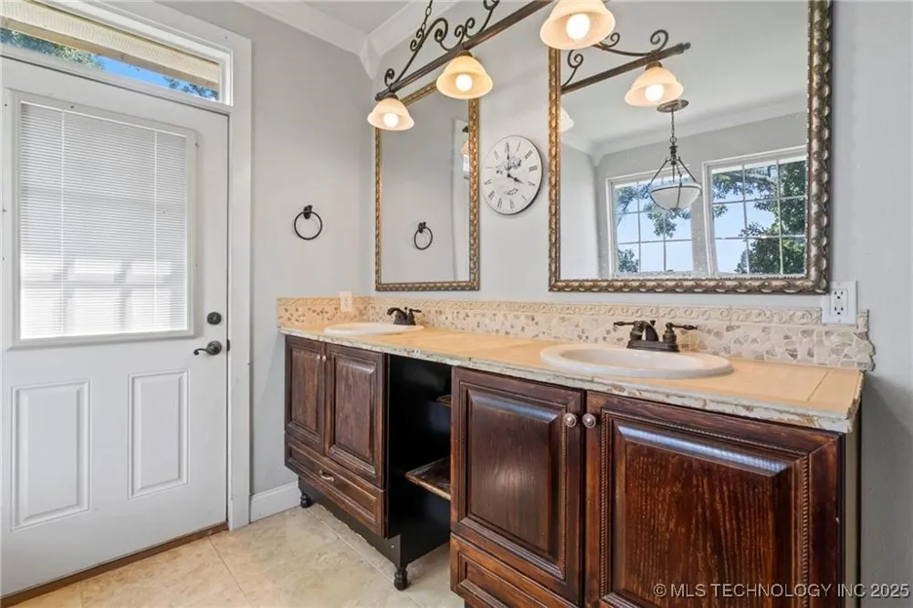 14129 Oak Ridge Kansas, OK 74347